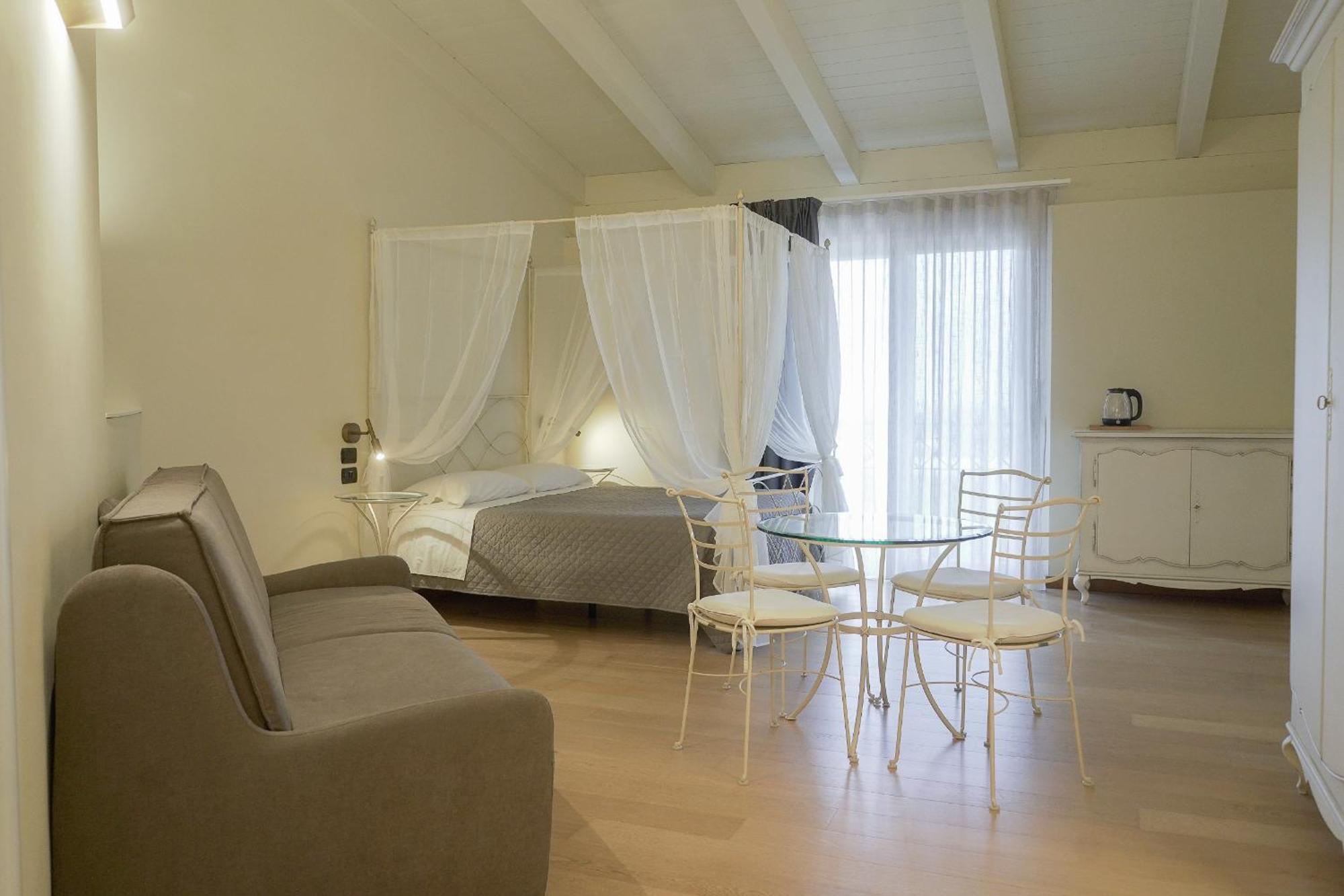 Bed and Breakfast Terra Di Vento à Montecorvino Pugliano Extérieur photo